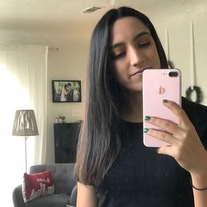 Meet your Posher, Natalie